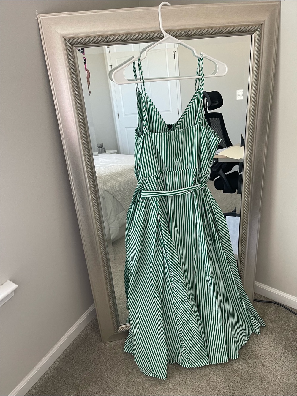 VICI Dress - Picture 3 of 8